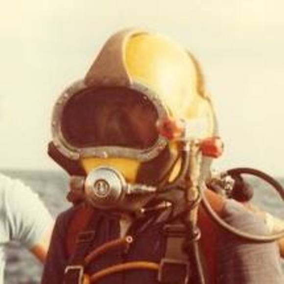 Meet your Posher, Jay - Picture 1 of 4